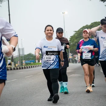 Runner Photo 8973774