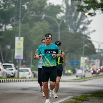Runner Photo 8973808
