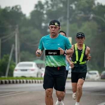 Runner Photo 8973813