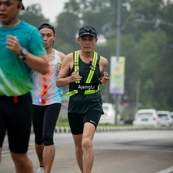 Runner Photo 8973820