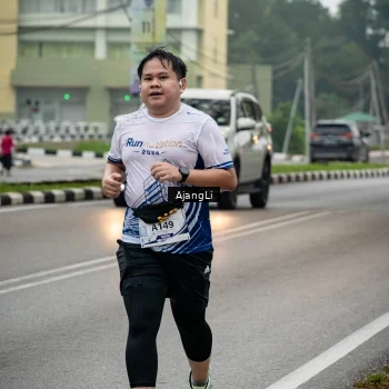 Runner Photo 8973828