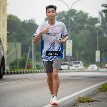Runner Photo 8973832
