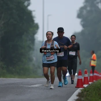 Runner Photo 8973875