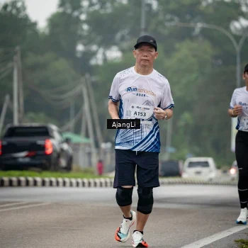 Runner Photo 8973878
