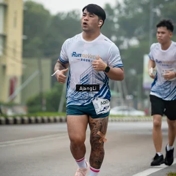 Runner Photo 8973892