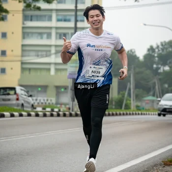 Runner Photo 8973916