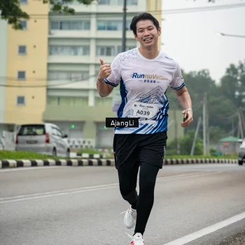 Runner Photo 8973919