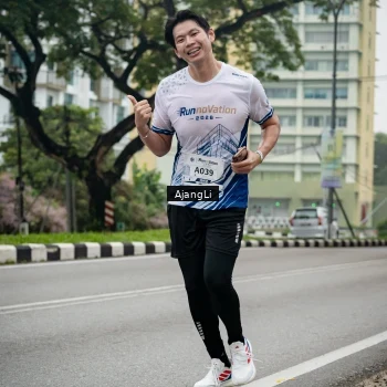 Runner Photo 8973930