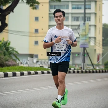 Runner Photo 8973942