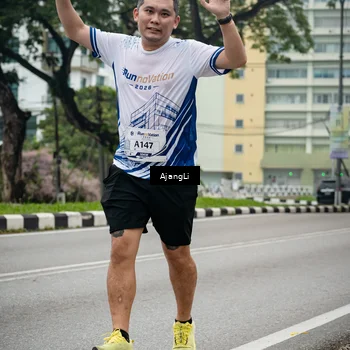 Runner Photo 8973947