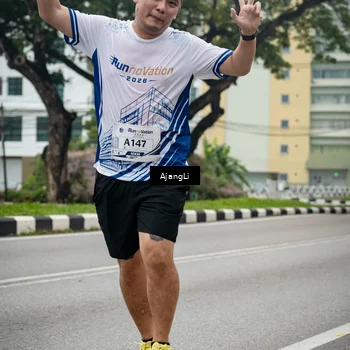 Runner Photo 8973953