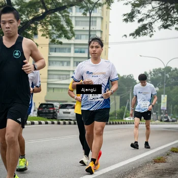 Runner Photo 8973954