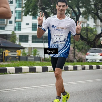Runner Photo 8973969