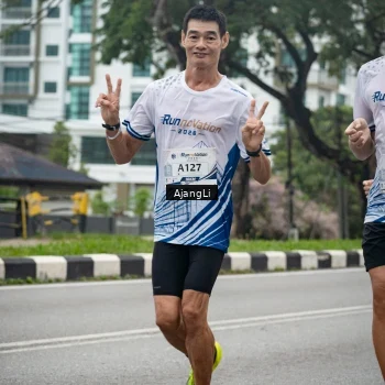 Runner Photo 8973978