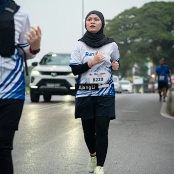 Runner Photo 8973980