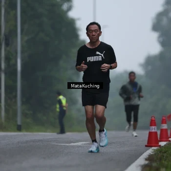 Runner Photo 8974012
