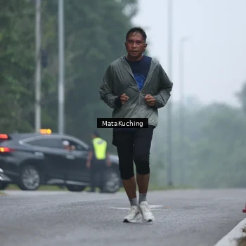 Runner Photo 8974015