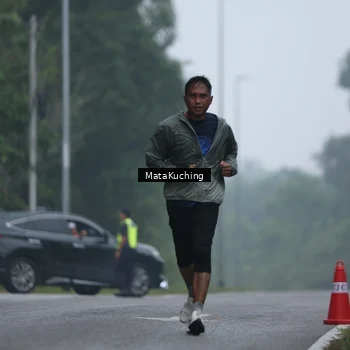 Runner Photo 8974020