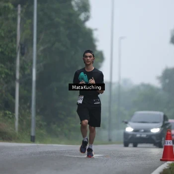 Runner Photo 8974077