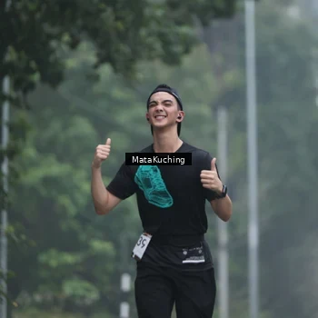 Runner Photo 8974079
