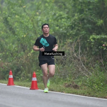 Runner Photo 8974114