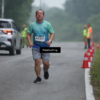 Runner Photo 8974251