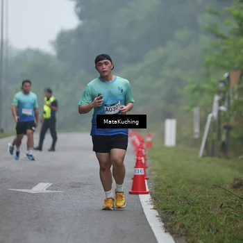 Runner Photo 8974255