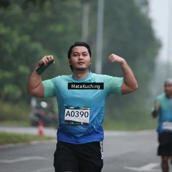 Runner Photo 8974270