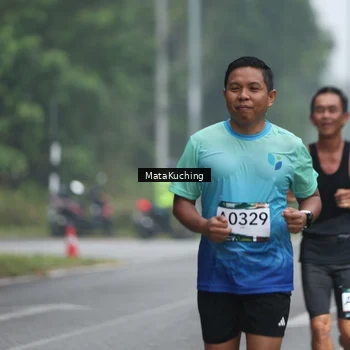 Runner Photo 8974307