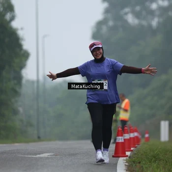 Runner Photo 8974346