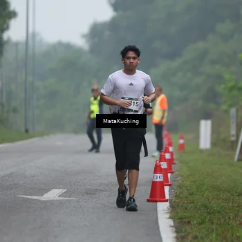 Runner Photo 8974388