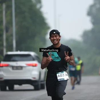 Runner Photo 8974404