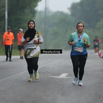 Runner Photo 8974517