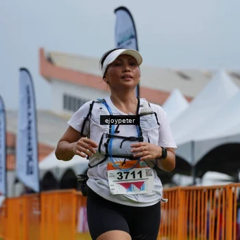 Runner Photo 8974574