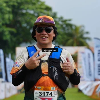 Runner Photo 8974591