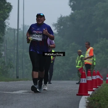 Runner Photo 8974595