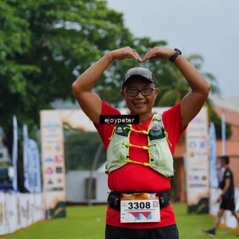 Runner Photo 8974668