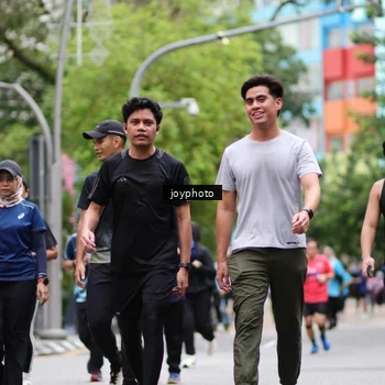 Runner Photo 8974689