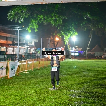 Runner Photo 8974701
