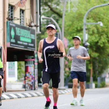 Runner Photo 8974708