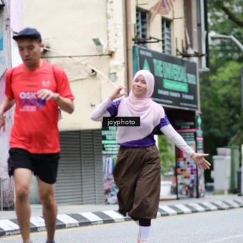 Runner Photo 8974729