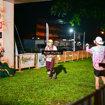 Runner Photo 8974738