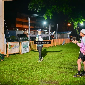 Runner Photo 8974745