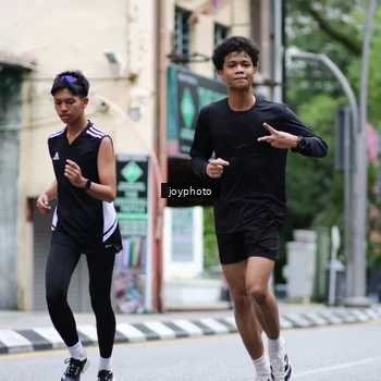 Runner Photo 8974757
