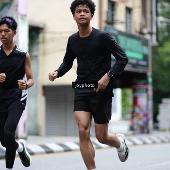Runner Photo 8974767
