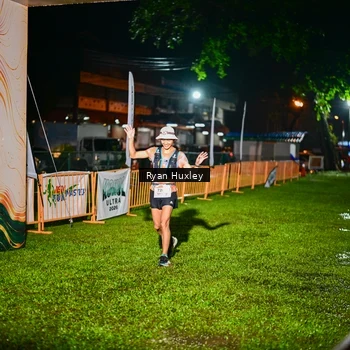 Runner Photo 8974776