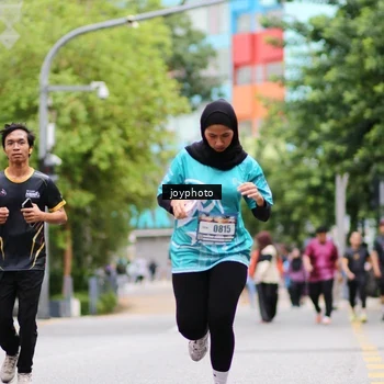 Runner Photo 8974785