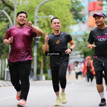 Runner Photo 8974814