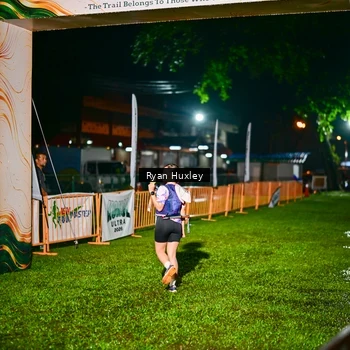 Runner Photo 8974817