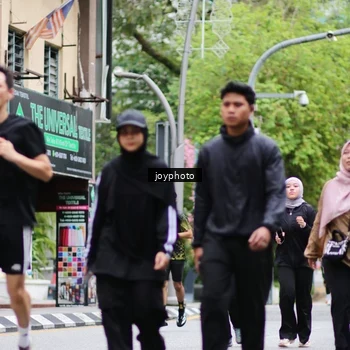 Runner Photo 8974833